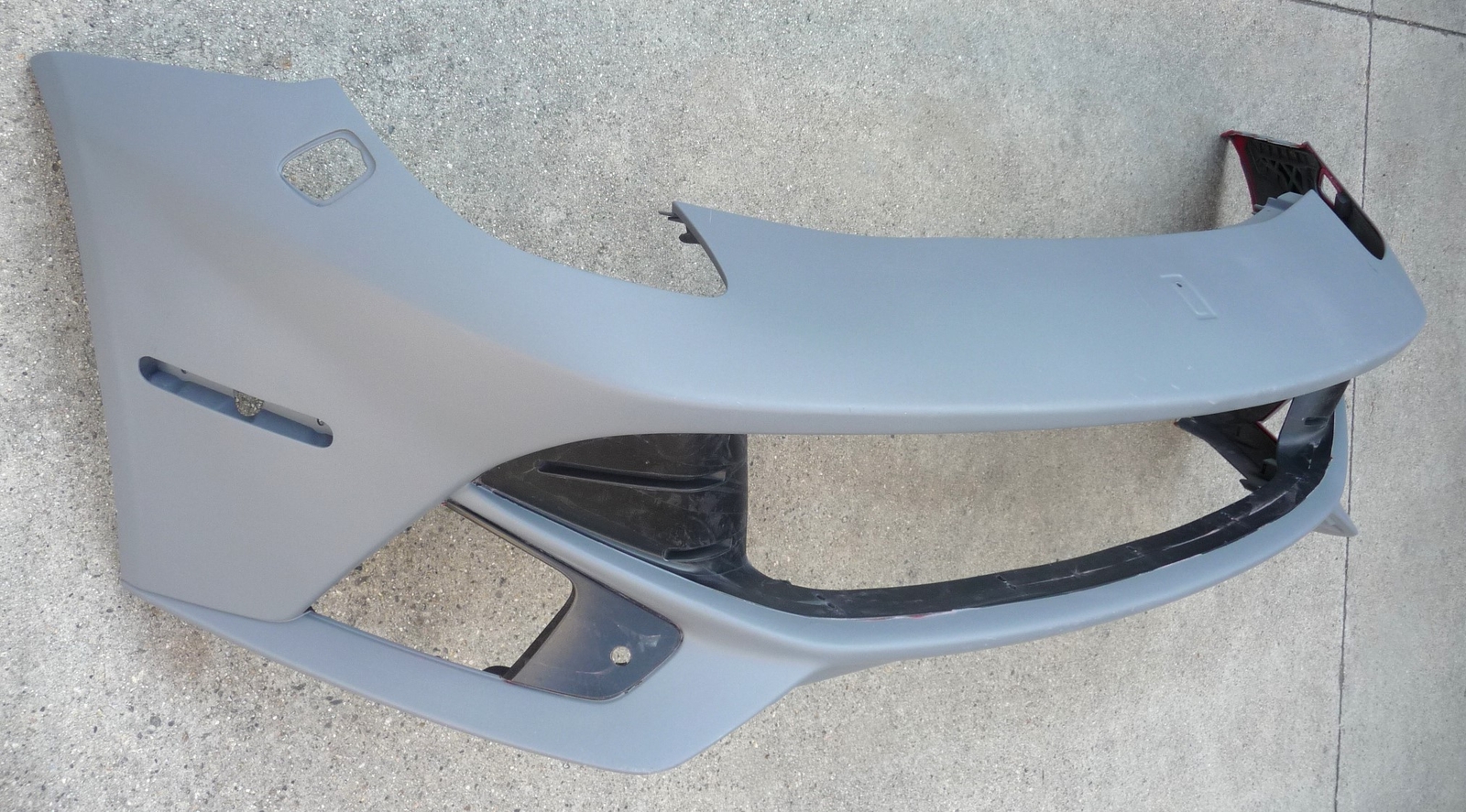 2013-2017 Ferrari F12 Berlinetta Front Bumper Cover 85531610 84361500 OEM