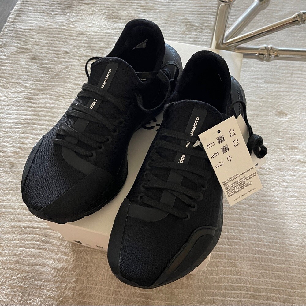 adidas gazelle silver green womens Y-3 Yohji Yamamoto ULTRABOOST LIGHT (BLACK x WHITE) – LOOM OSAKA main image 1