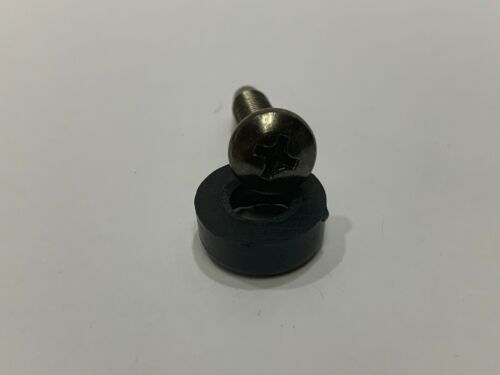 100 Pack 10-32 Threaded Dogpoint Tip Rack Screws & Plastic Washers (7/8" long) - Picture 3 of 3