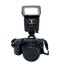 Minolta Maxxum 400si 35mm Camera with Sigma Zoom Len Vivitar 840AFM Zoom Flash