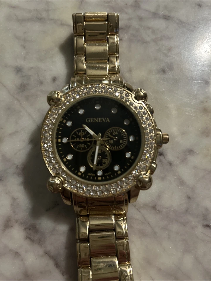 Reloj Geneva Hombre Dorado Resistente al Agua Batería Nueva Foto 2 de 4