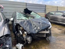 Retroviseur droit (ou coque) Peugeot 208