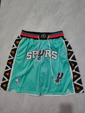 San Antonio Spurs Collecting and Fan Guide 18