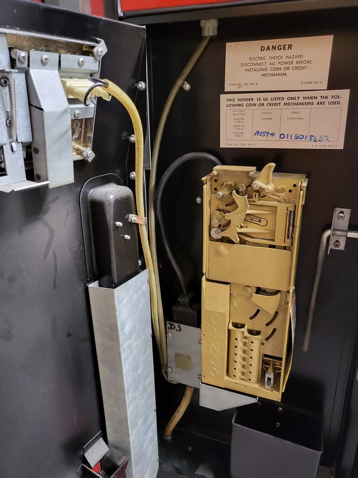 老式 1964 年骑士可乐机 - 型号 USS-8-64 — 第 4/4 张图片