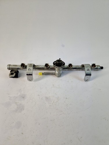 MINI ONE COOPER R50 1.6 Benzin Einspritzleiste FUEL RAIL LINE 04891337ac