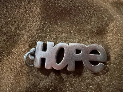 James Avery Hope Charm wird nicht mehr hergestellt - Bild 1 von 2