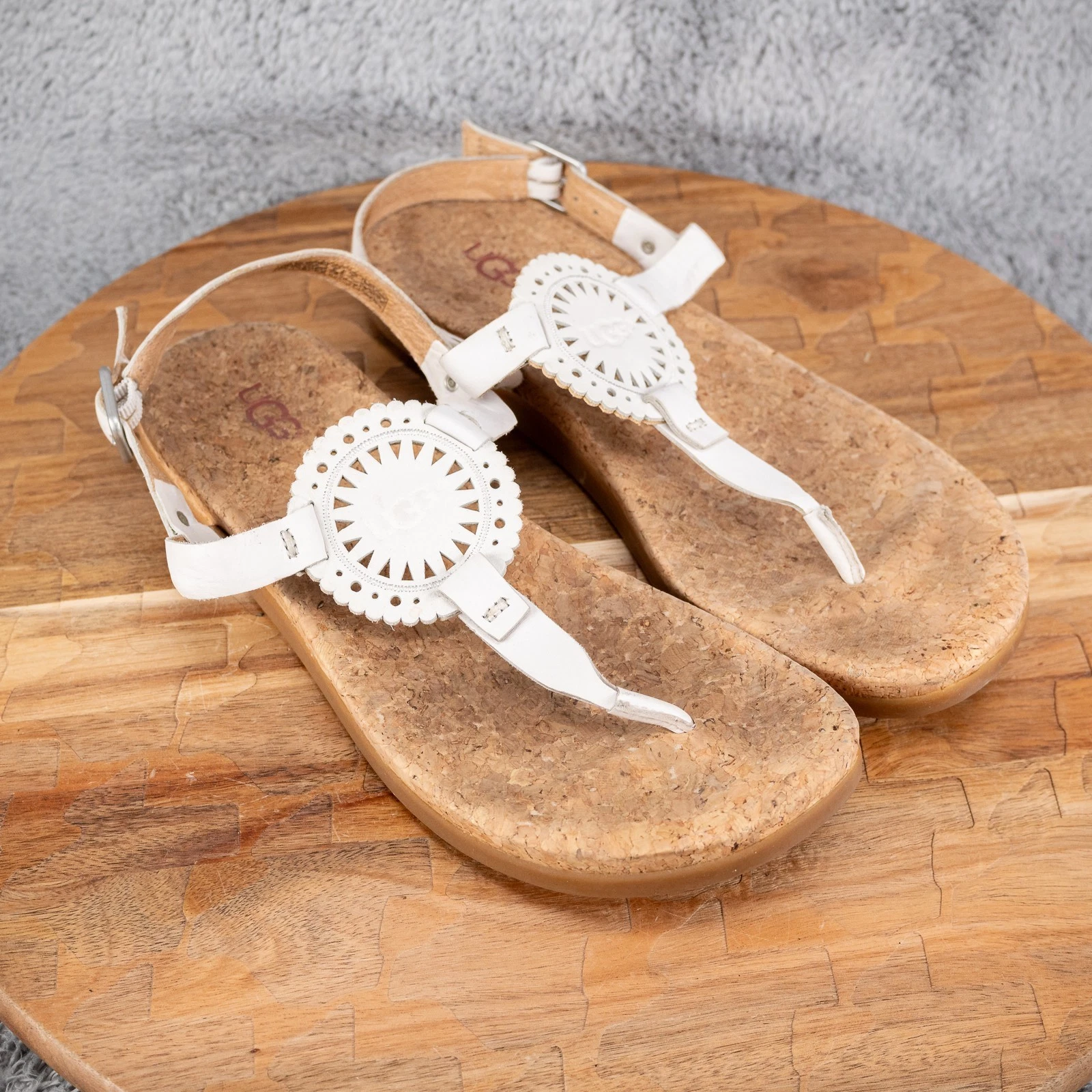 Scarpe donna 8 5 UGG AYDEN II T Strap sandali bassi in pelle 1094930 BIANCO