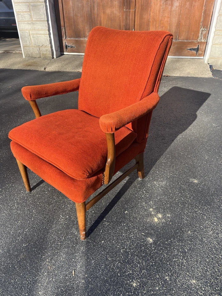 Mid Century Modern Vintage Arm Chair By W H Gunlocke New York 36H x 26W x 24D - Image 2 of 4