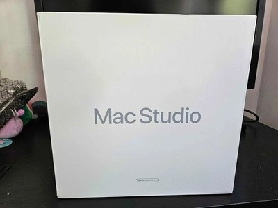 New Apple Mac Studio M4 Max 40-Core 64GB 1TB SSD 2025 G1CD5LL/A