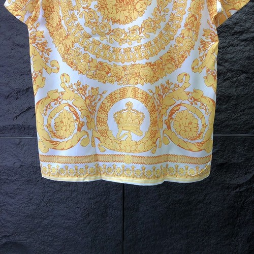 2025SS Versace Men's Short Sleeve Shirt+shorts Medusa Palace Yellow&Whit Size XL - Picture 3 of 10