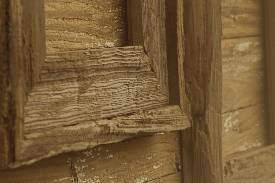 Natural (All Sizes)-The Loft Antique Handmade 3.5" Barn Wood Frame - Image 4 of 4