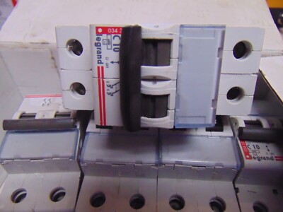 LEGRAND CIRCUIT BREAKER C10 400V 034 31 2 POLE 03381P NB NEW never used