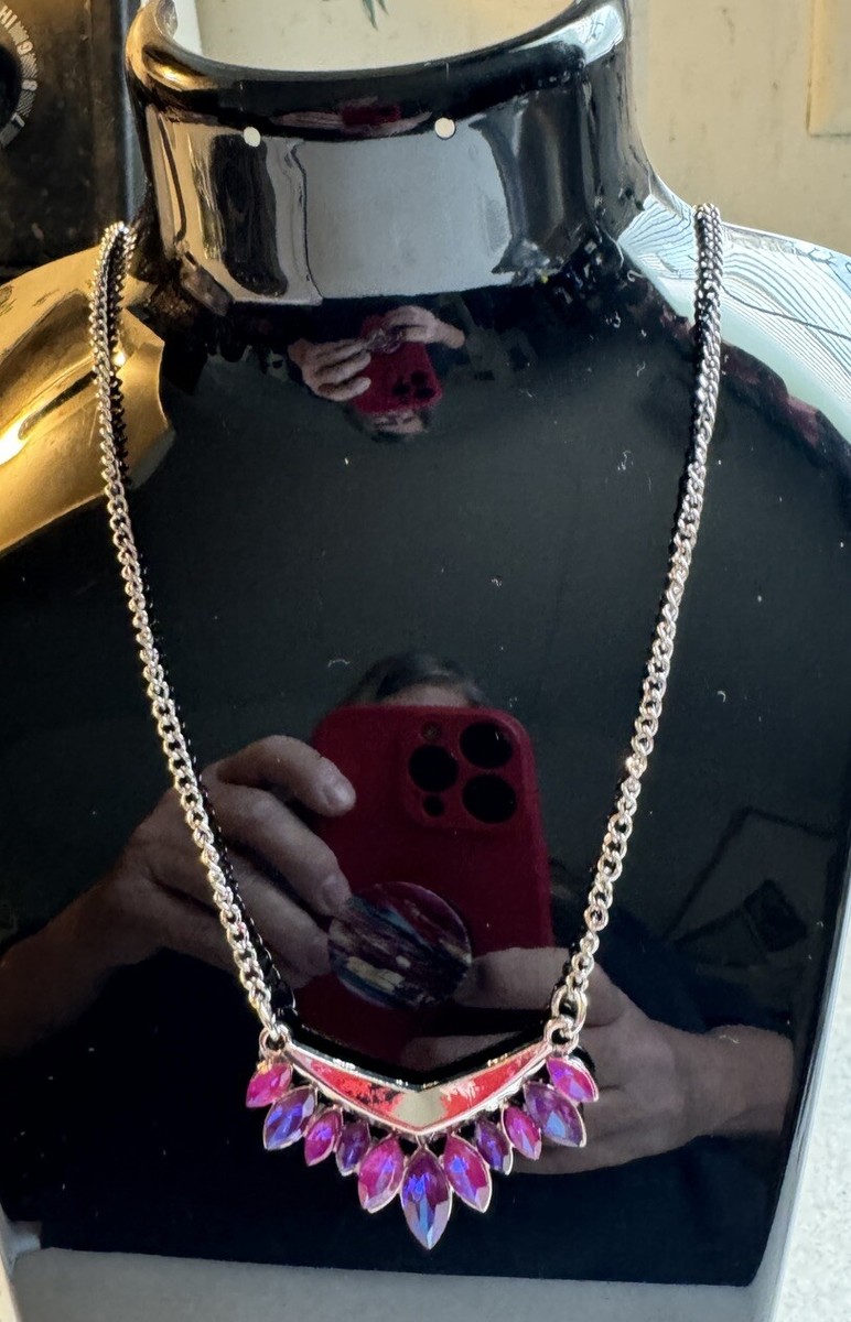 Fashionista Blue Necklace Futuristic Fashionista Pink Necklace