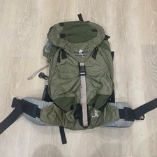 Dana Design New World Hiking Outdoors Back Pack Green Black Adjustable Straps