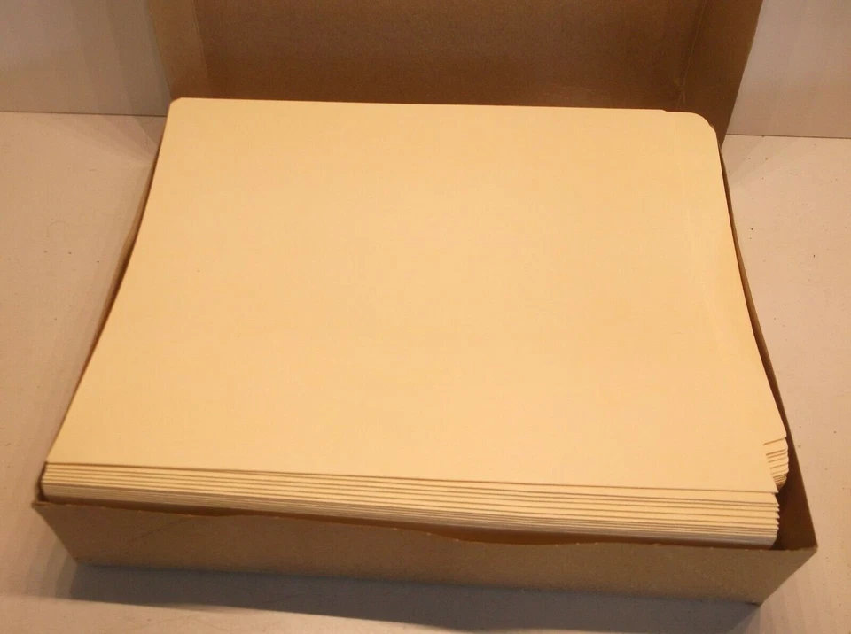 Sparco End Tab Letter Size Manila Folders - 100 Count - Image 2 of 2