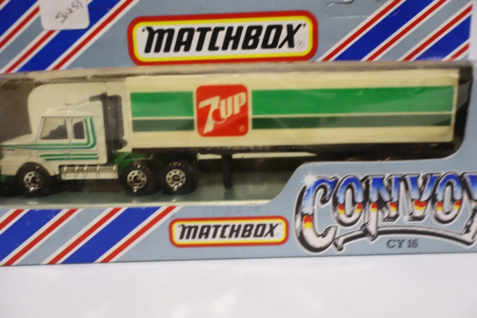 Matchbox Convoy CY16 Scania T142 Box Truck 7up - Image 2 of 3