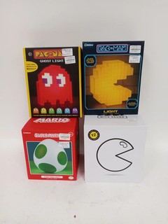 Pac Man & Super Mario Character Lights Bundle 4 Lamps Boxed
