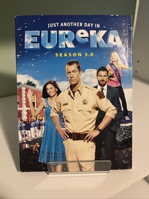 Eureka: Season 3.0 - DVD - GOOD