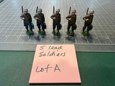 FIVE Barclay Manoil Lead WWII Army Lead Soldier w/Full Packs 2 1/4" Tall Lot A