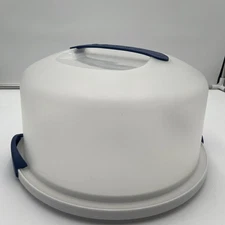 Sterilite 12” Portable Latching Cake Pie Server Carrier Keeper w/ Handle 2 piece