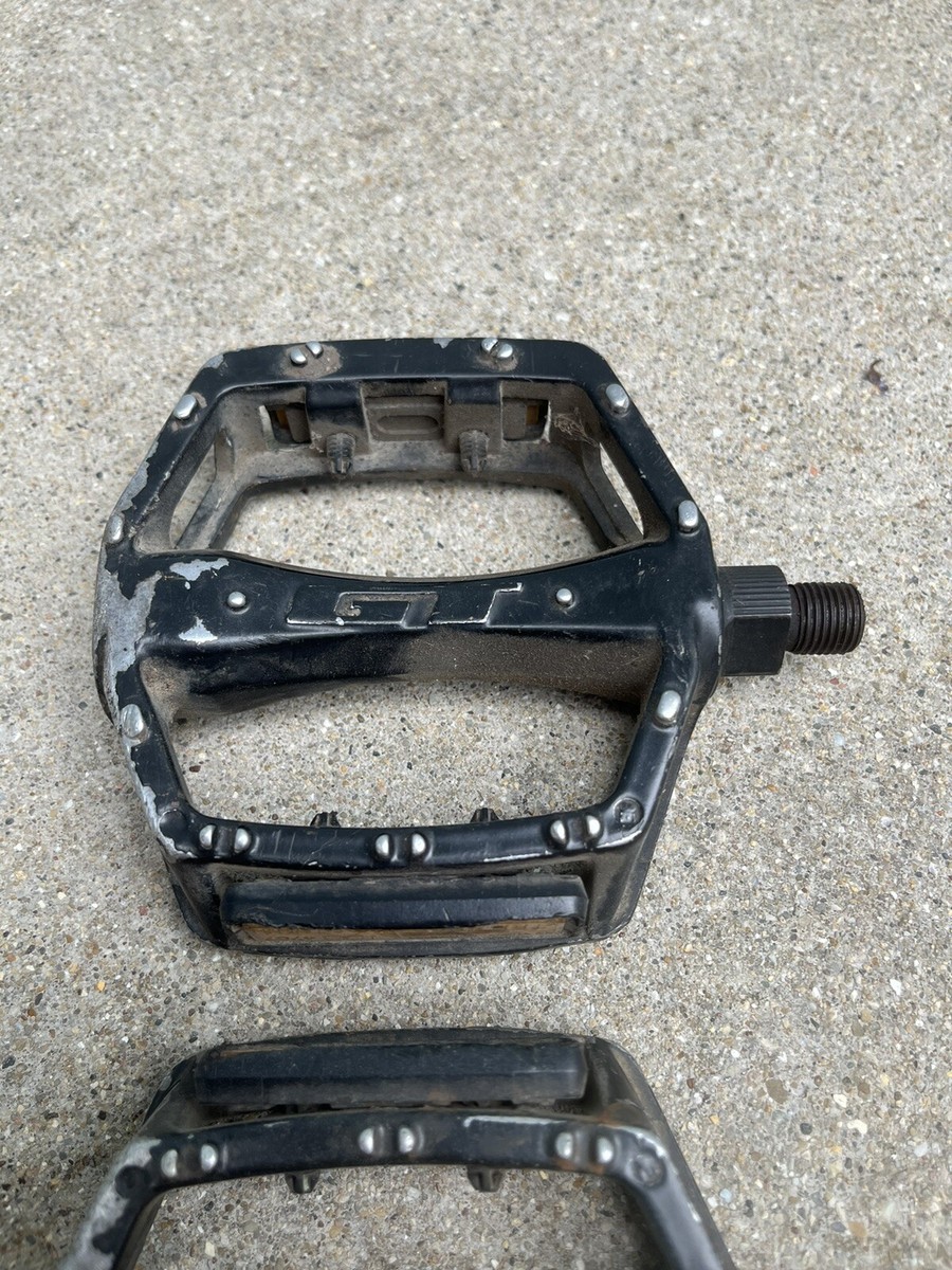 Vintage GT VP-823 BMX Freestyle Pedals 1/2 Vintage GT VP-823 BMX Freestyle Pedals 1/2