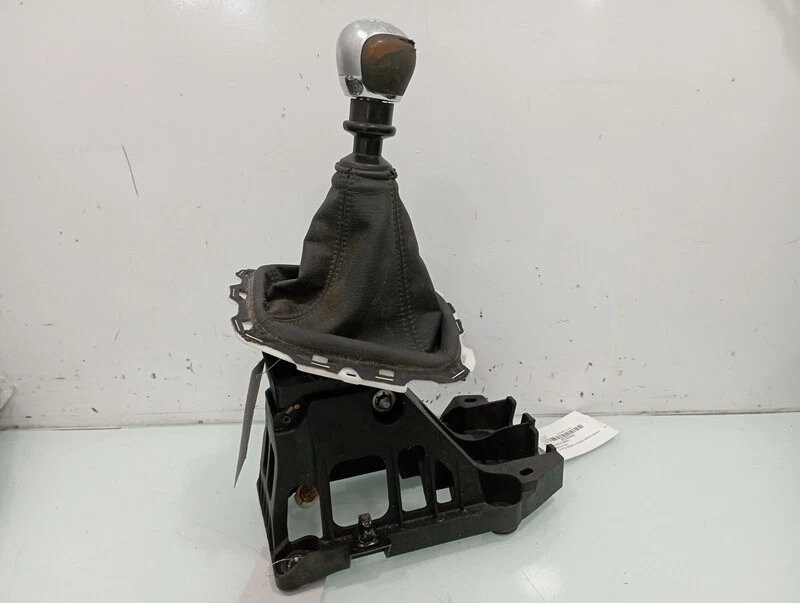 112102401 gear lever for TOYOTA AVENSIS TOURING SPORTS ADVANCE 2015 459066 Foto 3 de 4