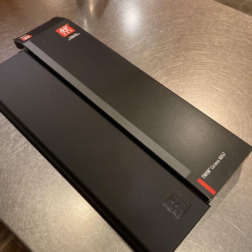 ZWILLING TWIN Cermax MD67 Petty Knife 130mm Kitchen Knife 30887-130 - Picture 8 of 8