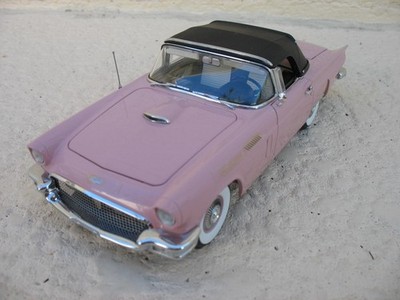 Danbury Mint 1:24 Diecast 1957 Ford Thunderbird Convertible | eBay