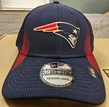 New Era® (MEDIUM/LARGE) New England Patriots Active 39THIRTY™ Flex Hat in Black