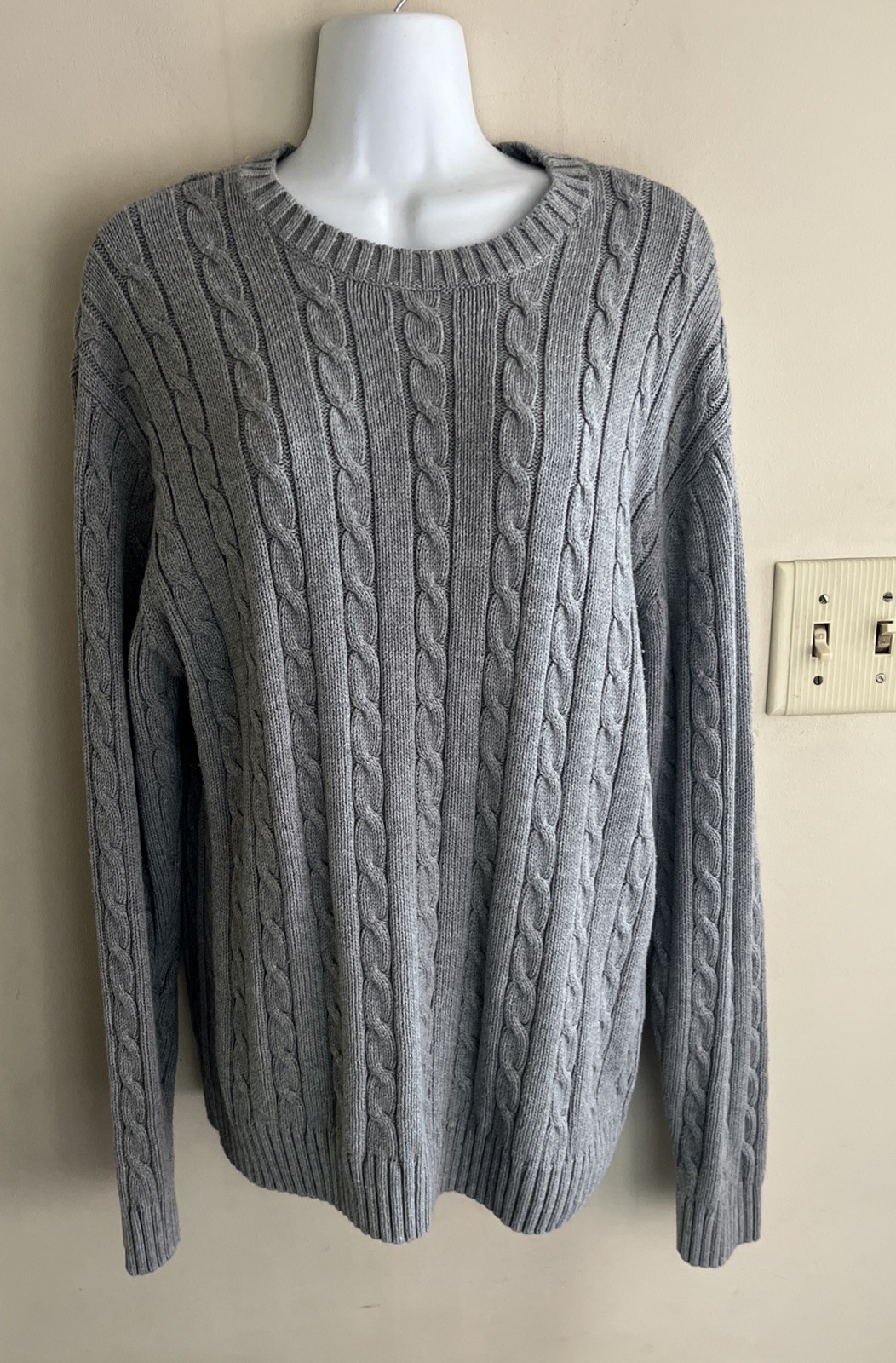 Vintage Basic Editions Men’s Medium Gray Cable Kn… - image 1