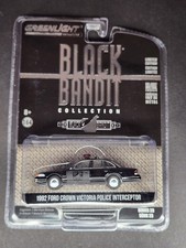 GreenLight Black Bandit • 1992 Ford Crown Victoria Police • 1/64 • Bx64