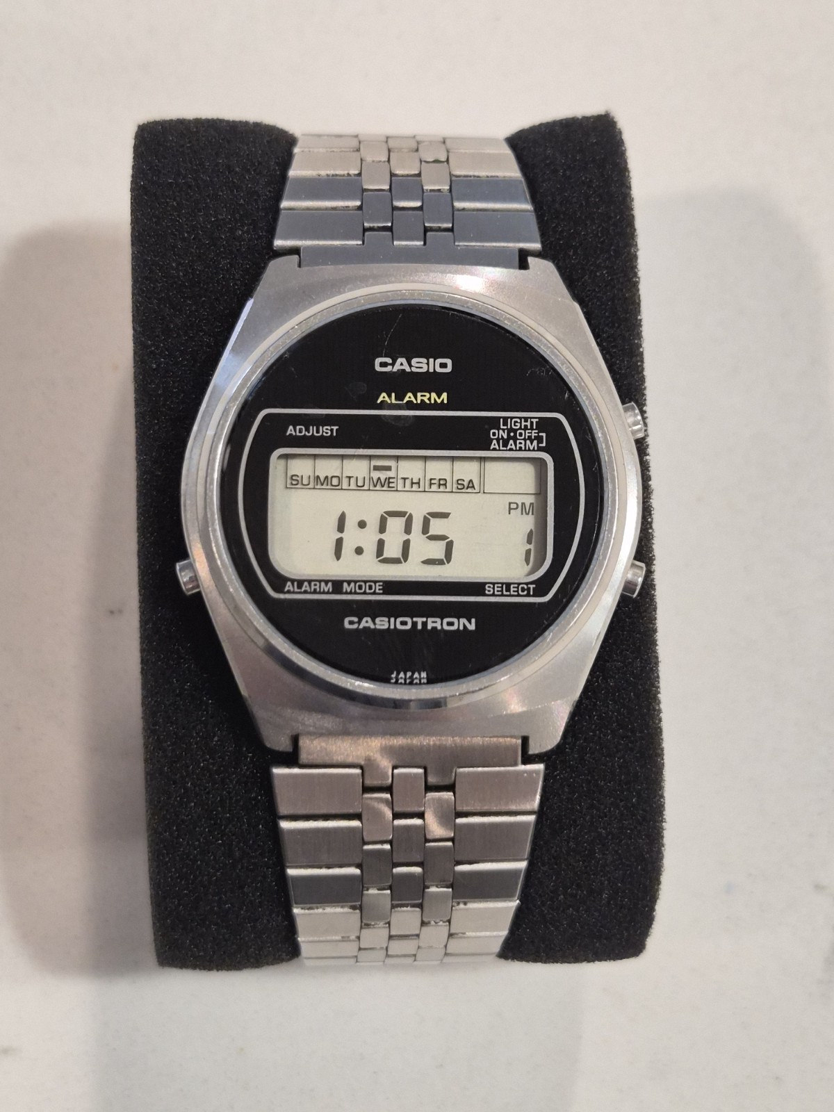 1977 Vintage Casio 25CR-16 Casiotron Steel Alarm Digital Watch - Very Rare Japan