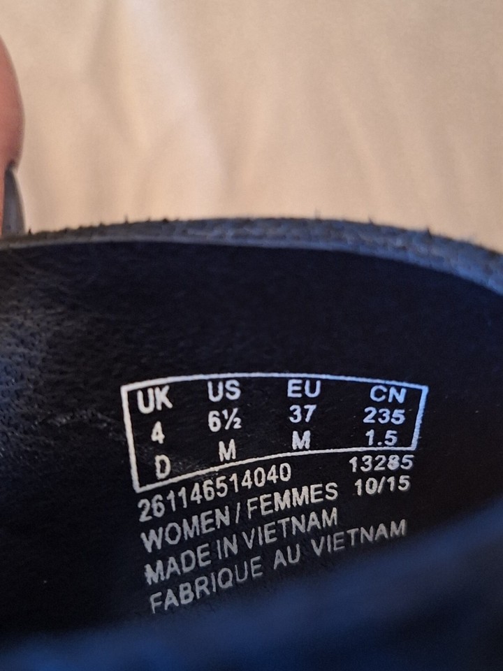 clarks narrative sandals