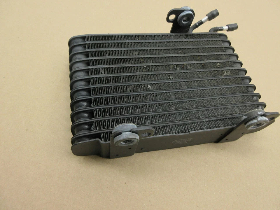 MITSUBISHI OUTLANDER 2,4 L TRANSMISIÓN AUTOMÁTICA ENFRIADOR DE ACEITE FABRICANTE DE EQUIPOS ORIGINALES 2014-2020 Foto 2 de 4