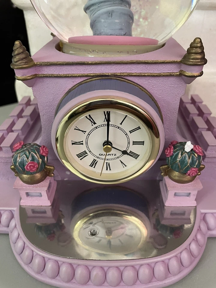 Reloj Globo de Nieve Disney's Fantasia 2000 Bailarina Soldado de Hojalata #37 de 1200 Foto 3 de 4