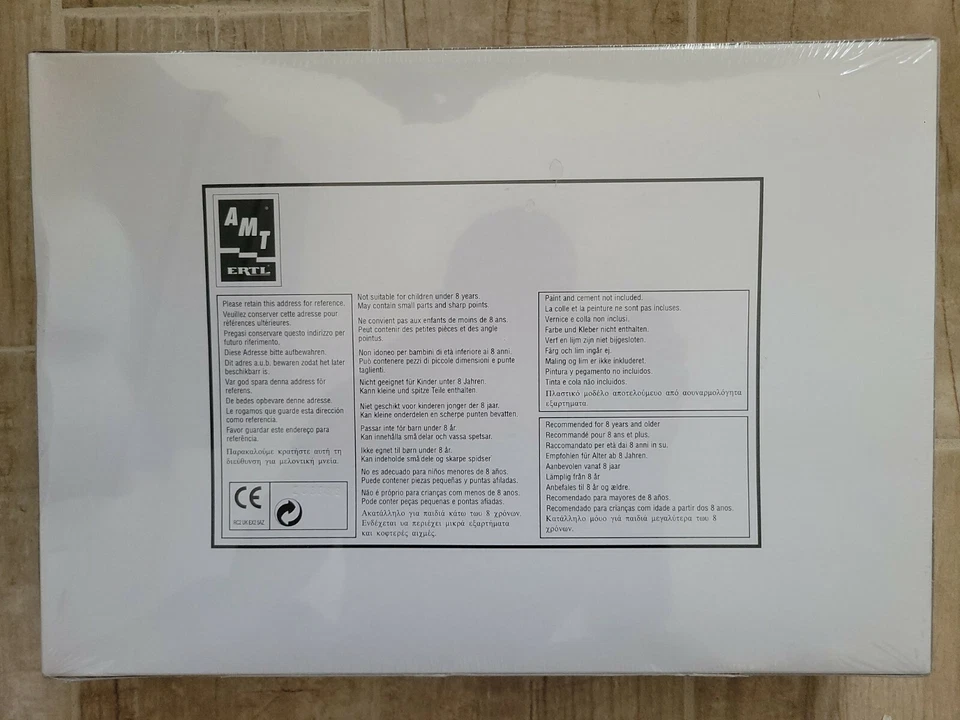 NEW BATMAN BATSKIBOAT 2003 AMT ERTL MODEL 1:25 SCALE SKILL LEVEL 2 SKI BOAT! b34 - Image 2 of 4