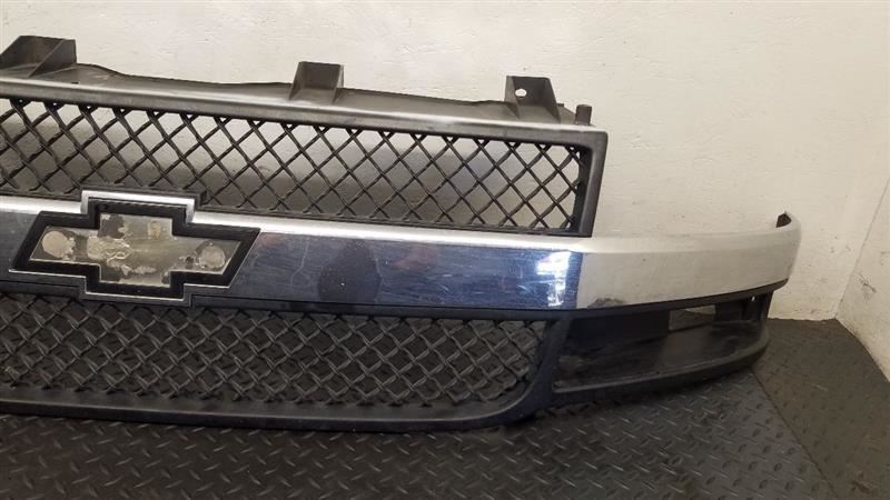 03-23 Chevrolet Express 2500 Van Chrome Grille Composite Lamps OEM