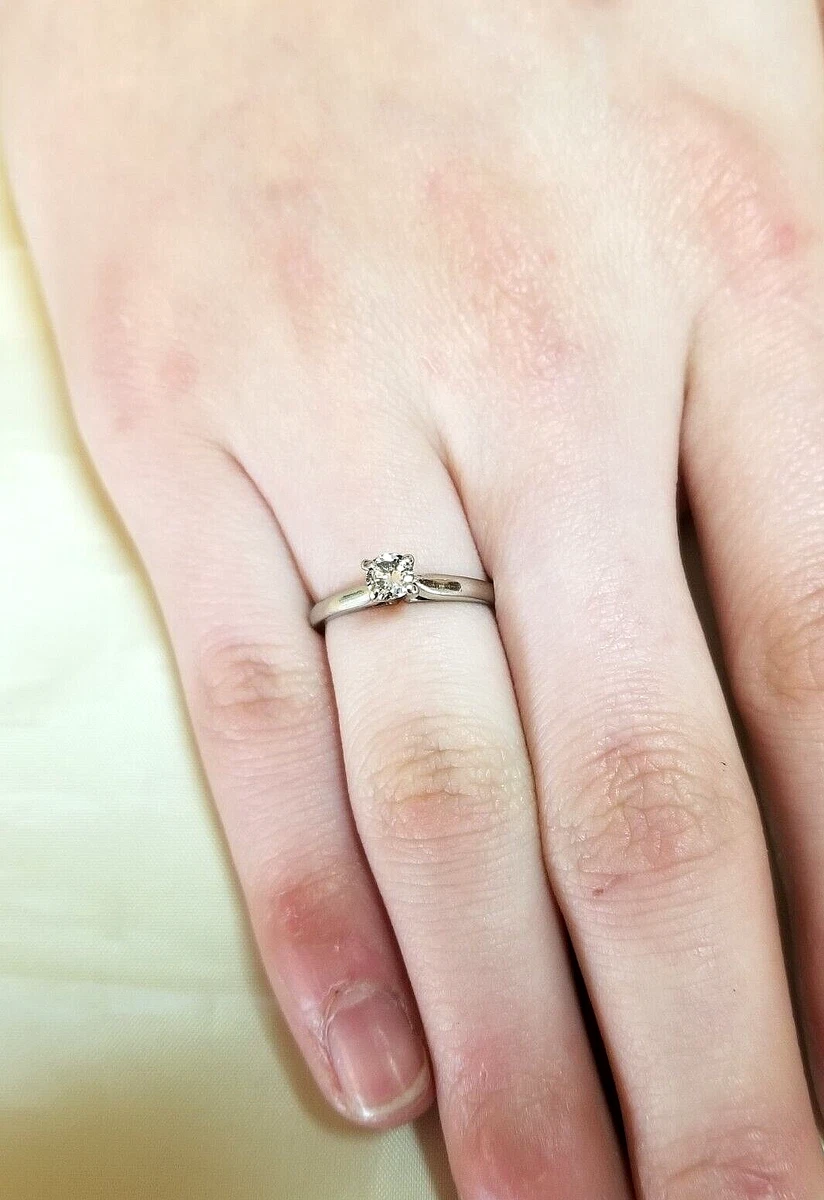 1.5 carat diamond on size 6 finger deals