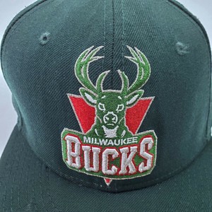 Milwaukee Bucks New Era Team Logo Fitted Hat Size 7 3 8 58 7 Cm Ebay