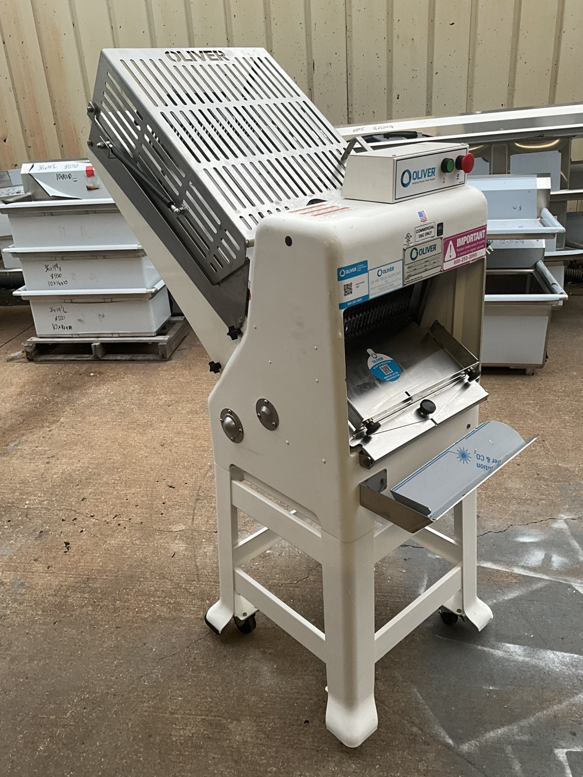 2025 Oliver Gravity Feed Bakery Bread Slicer 797-32 w/ Pro Guard Artisan