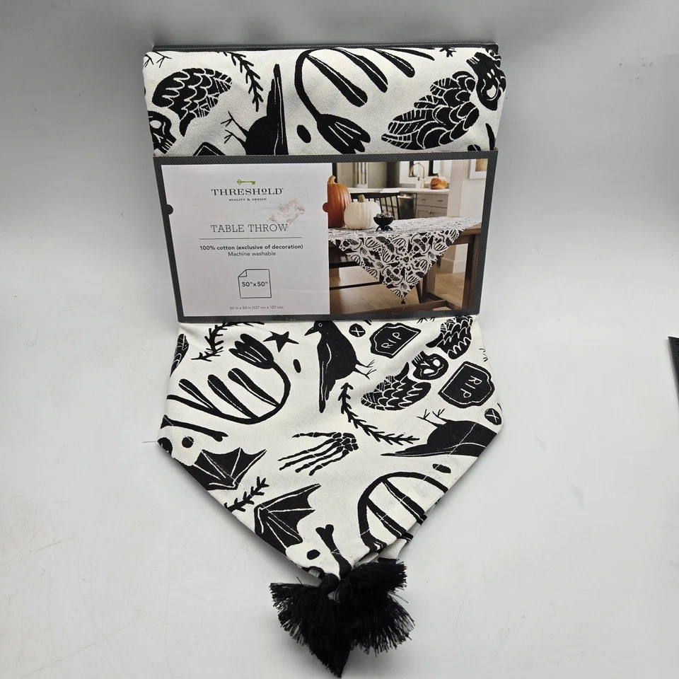 Threshold Halloween Bats 100% Cotton Table Throw Gothic White Black Rare - Image 2 of 4