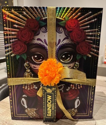 Rainbow High Dia De Muertos Maria Garcia Celebration Edition Sammlerpuppe 2022