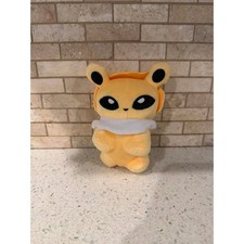 Jolteon Plush Pokemon Center Pokedoll 2010 Eeveelutions Series Yellow Minky