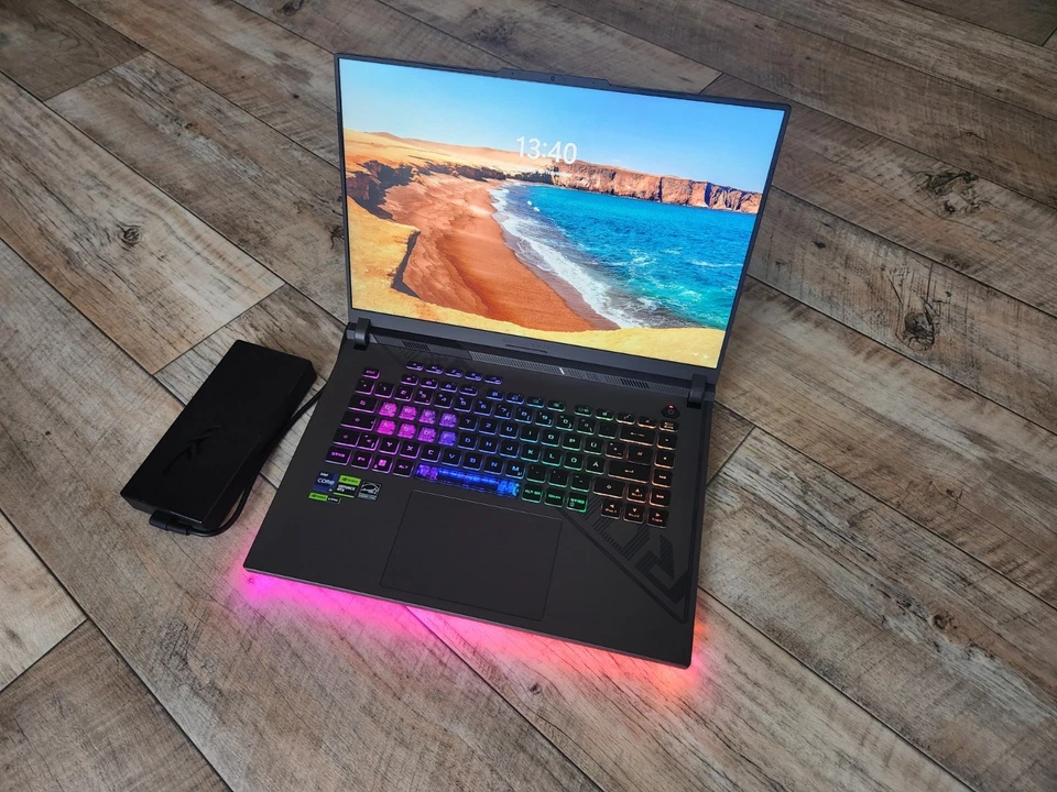 ASUS ROG Strix G16 Gaming 16" 165Hz Core i9-13980HX 1TB SSD 16GB NVidia RTX 4070 - Bild 4 von 4