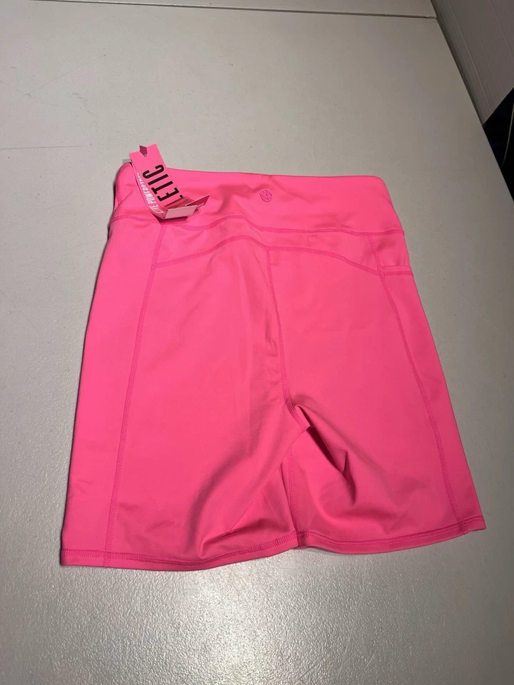 Lilly Pulitzer Shorts Women’s Medium HR Luxletic Weekender Pink Isle Bright Poly - Image 4 of 4