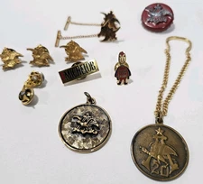 Anheuser busch 20 million Barrel Medal KEYRING Pins Cuff Links Vtg Lot Beer