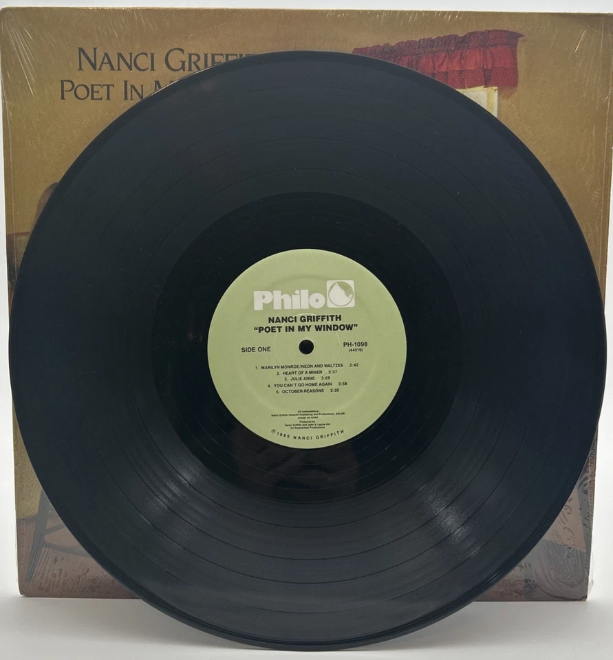 NANCI GRIFFITH "Poet In My Window" LP 1985  Philo ‎– PH-1098 - Image 3 of 4