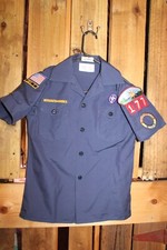 Boy Scouts of America BSA Youth Shirt Medium Blue Cub