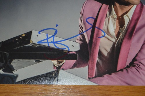 The Killers ~ Brandon Flowers foto autografata a colori 8x10 con AUTOGRAFO COA - Foto 3 di 6