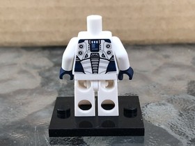 LEGO Avengers Iron Legion Minifigure Torso and Legs Parts 76038 Marvel 